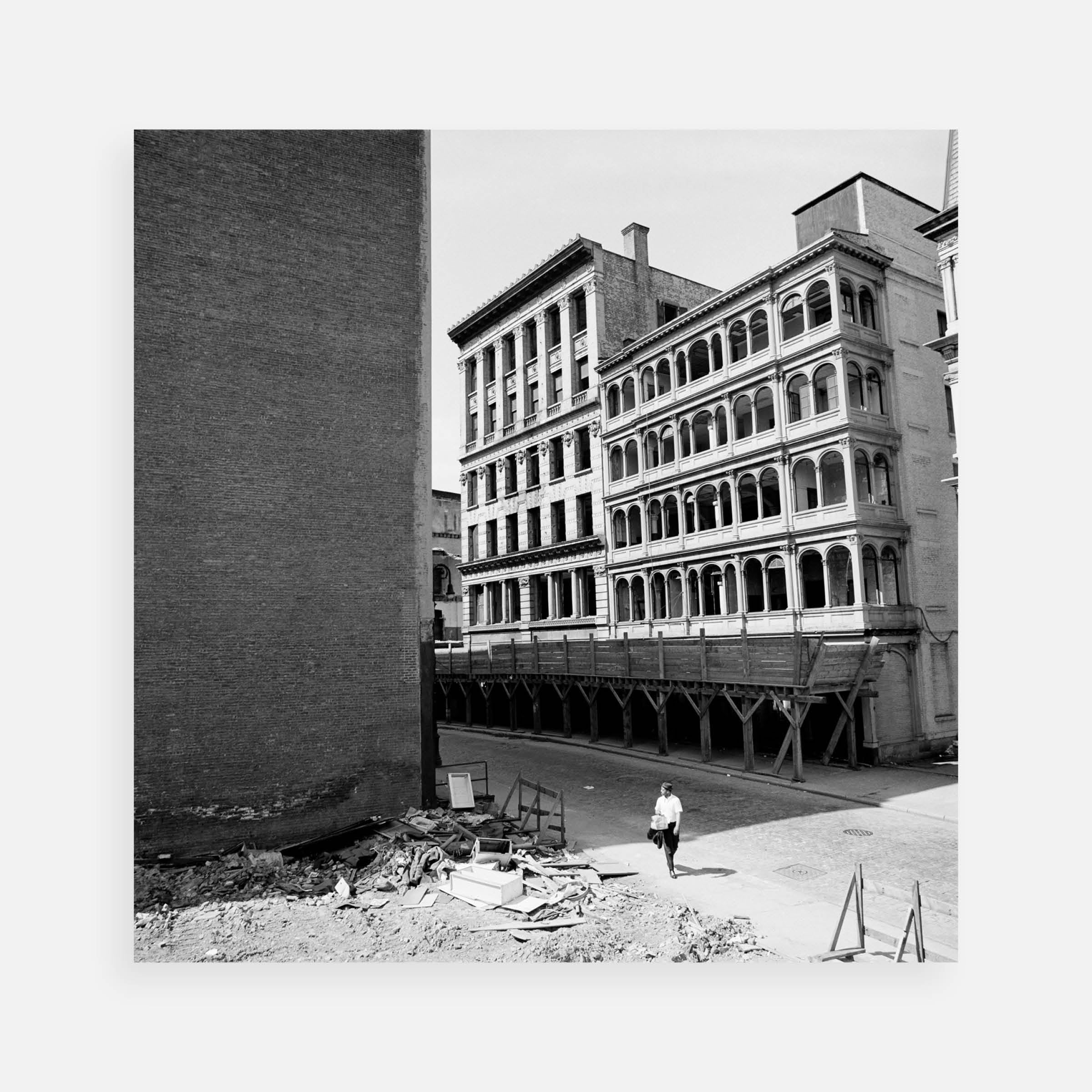 Danny Lyon: 80 and 82 Beekman Street, 1967