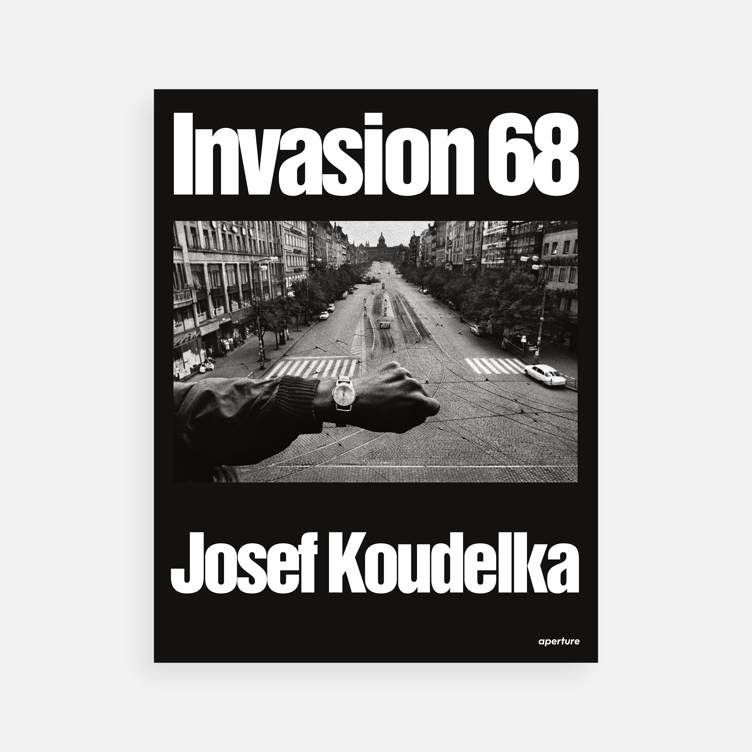 Josef Koudelka: Invasion Prague 68