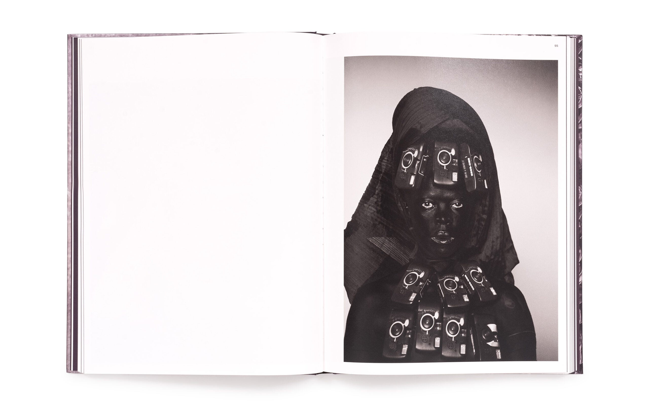 Zanele Muholi: Somnyama Ngonyama, Hail the Dark Lioness, Volume II