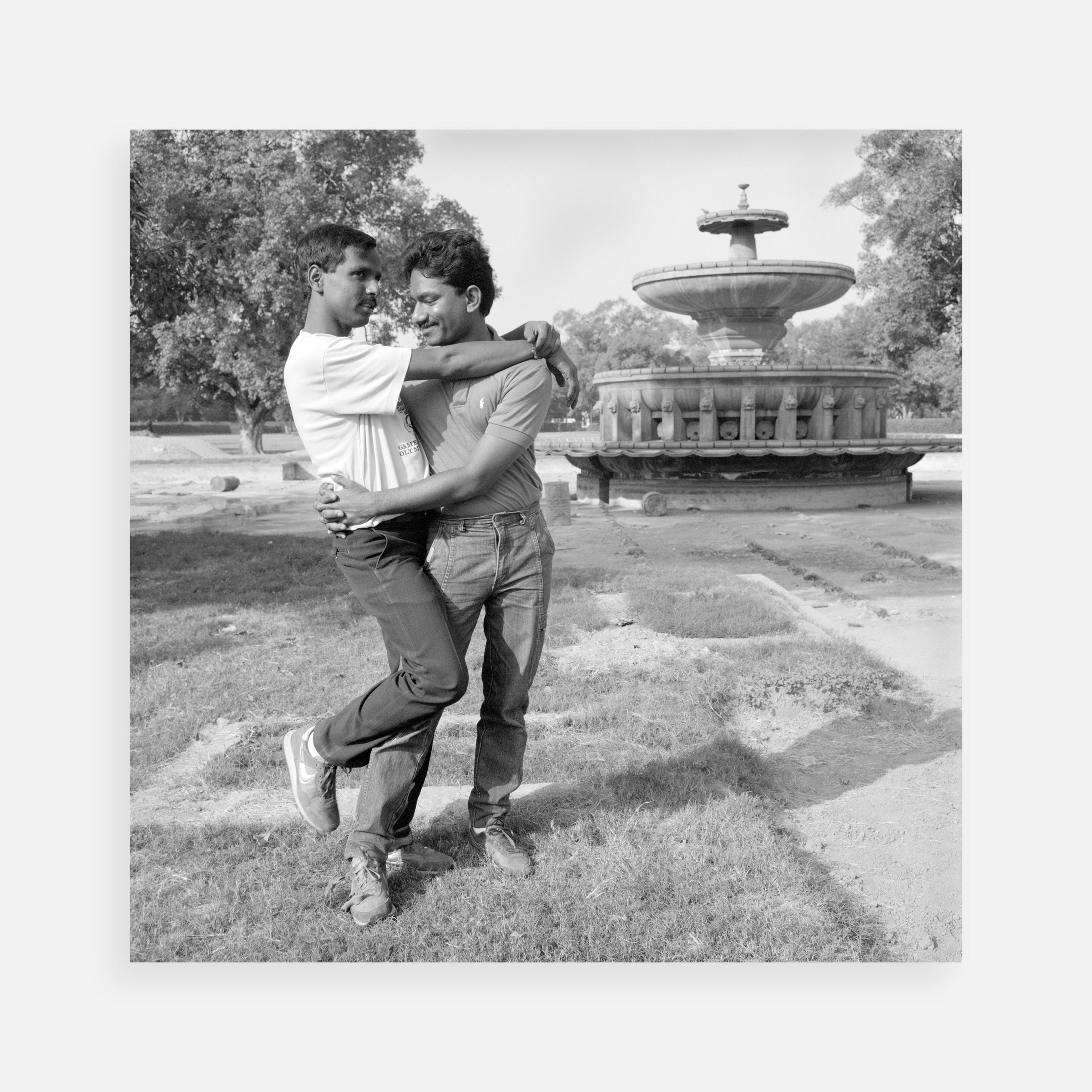 Sunil Gupta: Outtake, from the series Exiles, 1987